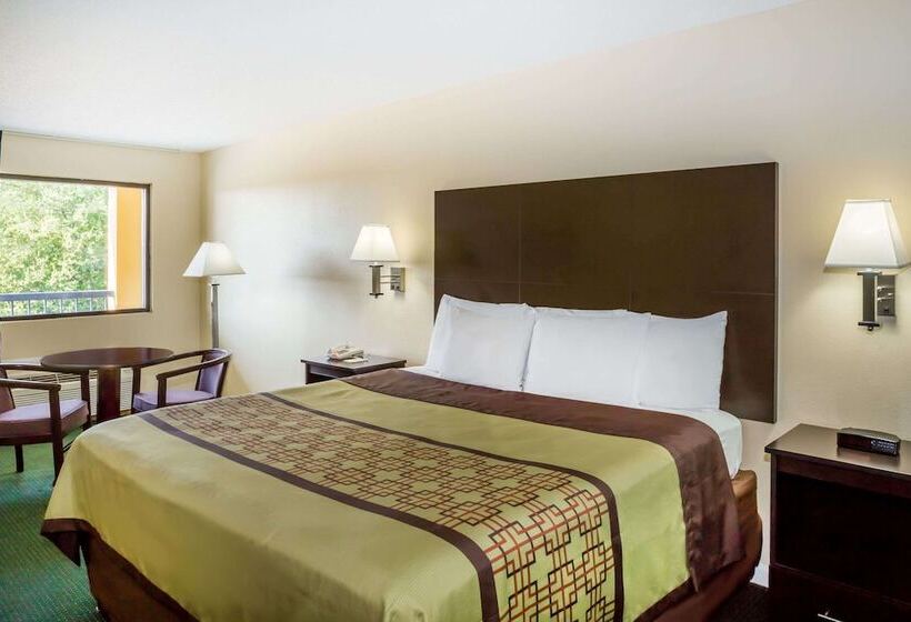 فندق Days Inn By Wyndham Enterprise