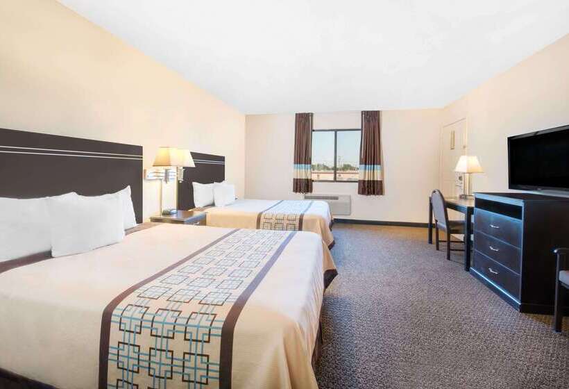 هتل Days Inn By Wyndham Hobbs