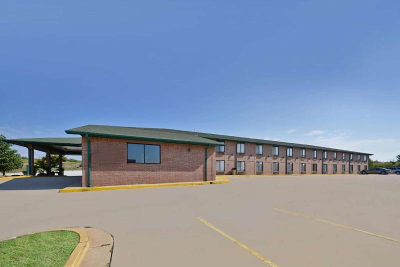 酒店 Days Inn By Wyndham Ozark Springfield