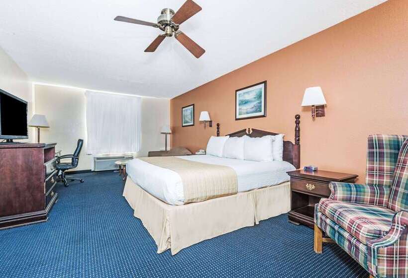 Отель Days Inn By Wyndham Troy