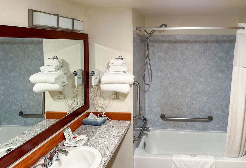 فندق Econo Lodge Edmonds North Seattle