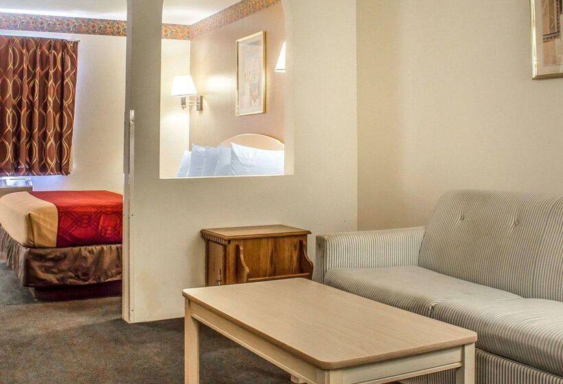 ホテル Quality Inn Winslow I 40