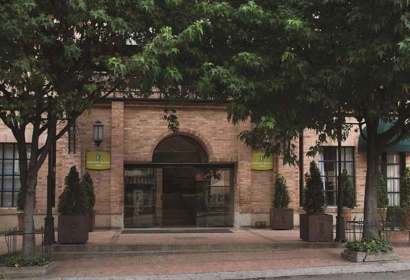 هتل Embassy Suites By Hilton Bogotá Rosales