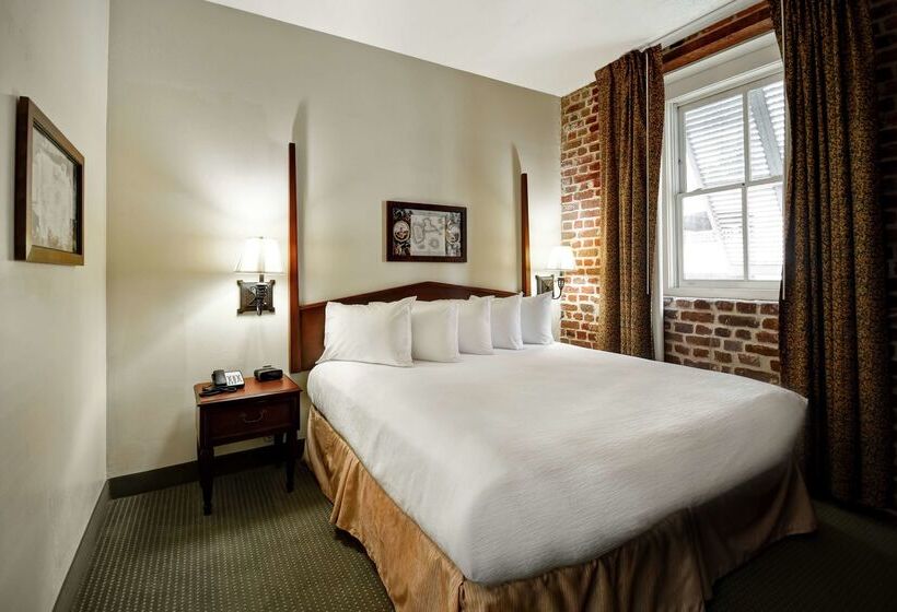 هتل Embassy Suites By Hilton Charleston Historic District