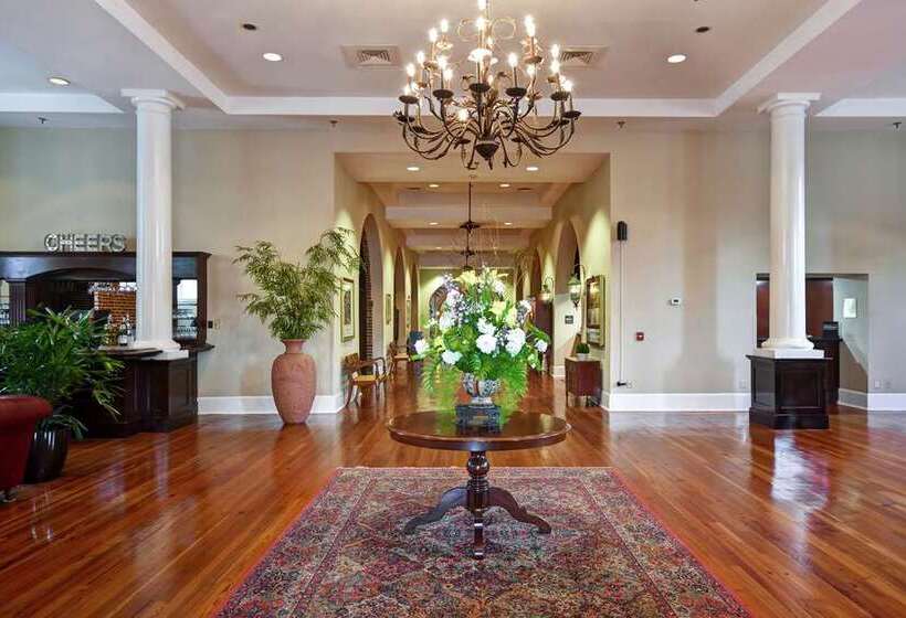 هتل Embassy Suites By Hilton Charleston Historic District