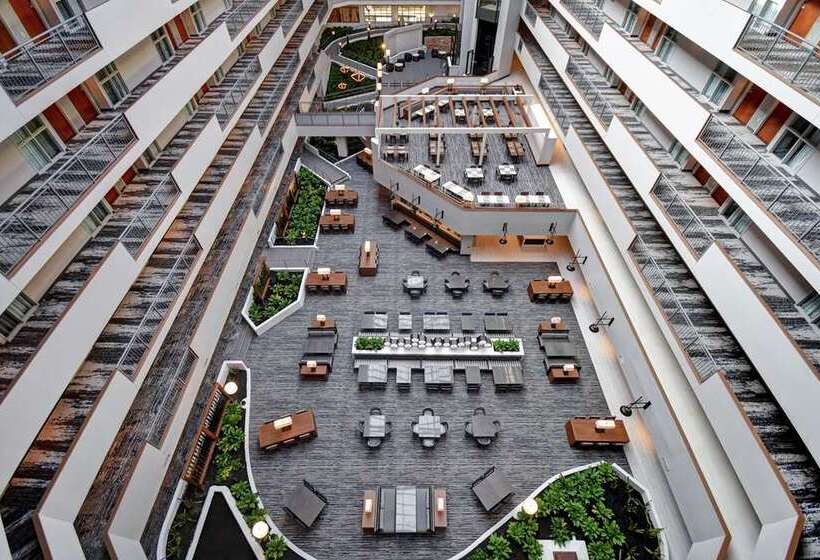 هتل Embassy Suites By Hilton Omaha Downtown Old Market