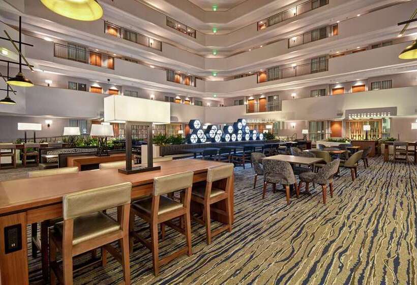 هتل Embassy Suites By Hilton Omaha Downtown Old Market
