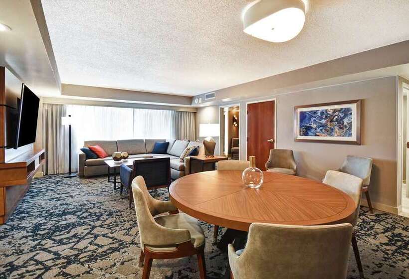 هتل Embassy Suites By Hilton Omaha Downtown Old Market