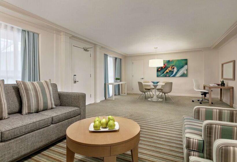 Embassy Suites By Hilton San Juan Hotel & Casino