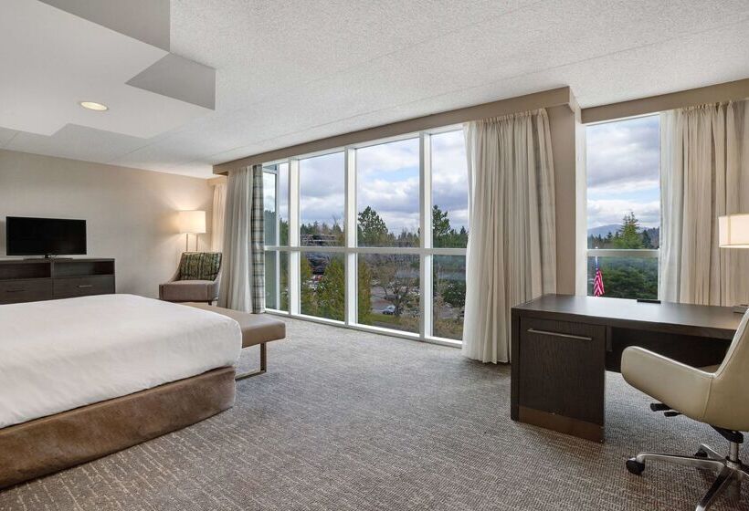 בית מלון כפרי Embassy Suites By Hilton Seattle Bellevue