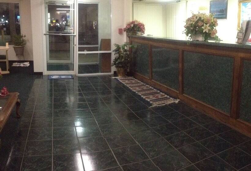 فندق Garden Inn & Suites