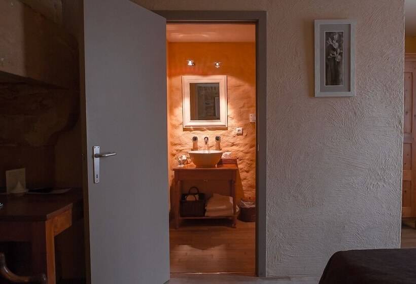 فندق Hôtel La Grappe D Or