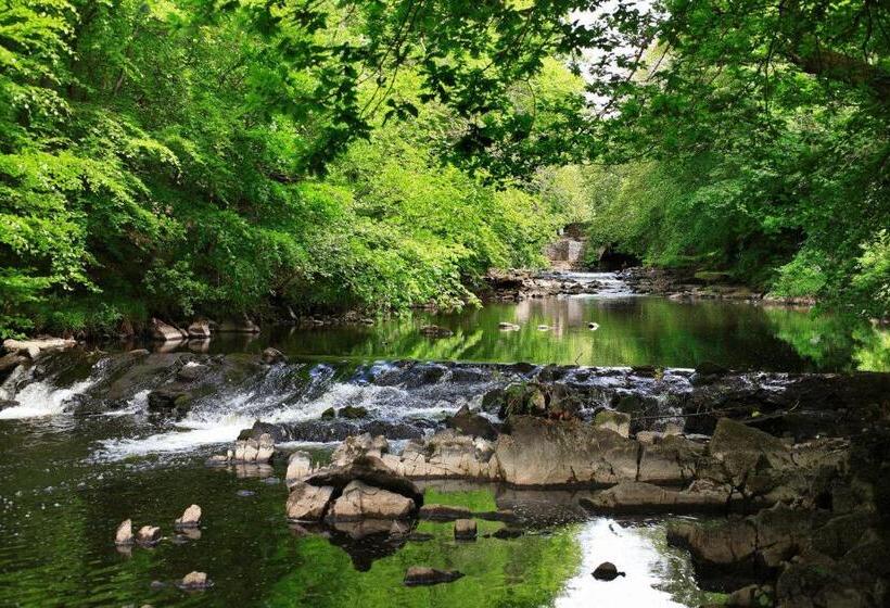 فندق Inishowen Gateway