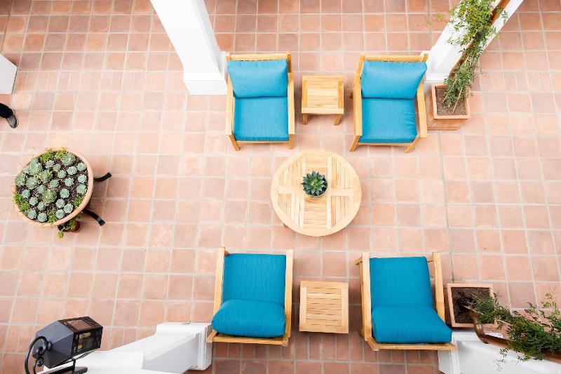 בית מלון כפרי La Playa Inn Santa Barbara