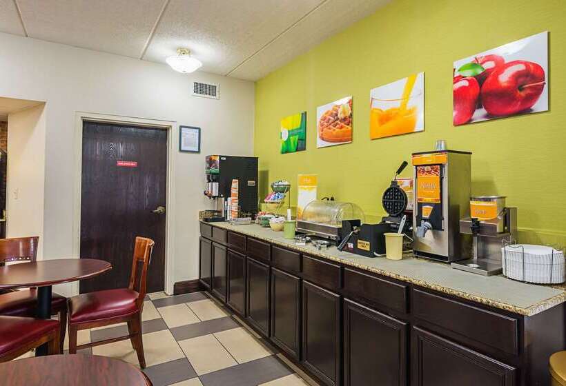 هتل Quality Inn Airport  Southeast