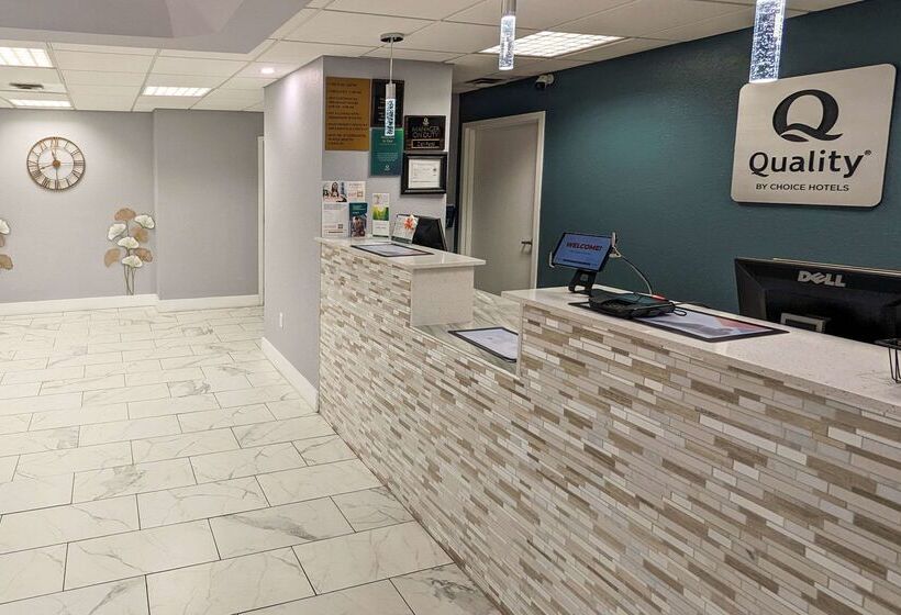 בית מלון כפרי Quality Inn Oak Grove Fort Campbell