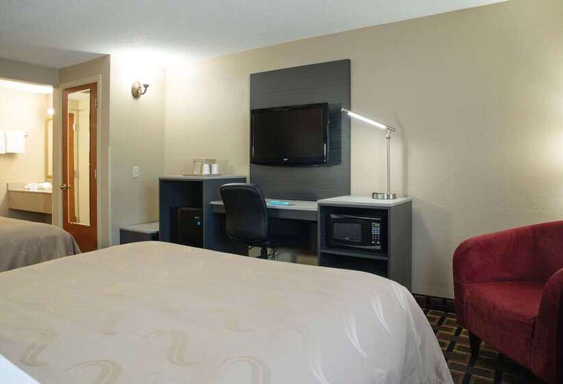 호텔 Quality Inn Raynham  Taunton