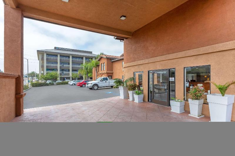 酒店 Quality Inn & Suites Oceanside Near Camp Pendleton