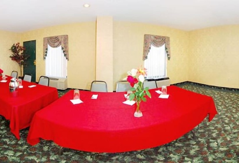 ホテル Quality Inn & Suites