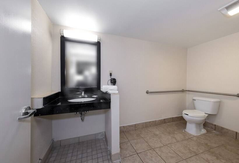 Отель Red Roof Inn Bordentown  Mcguire Afb