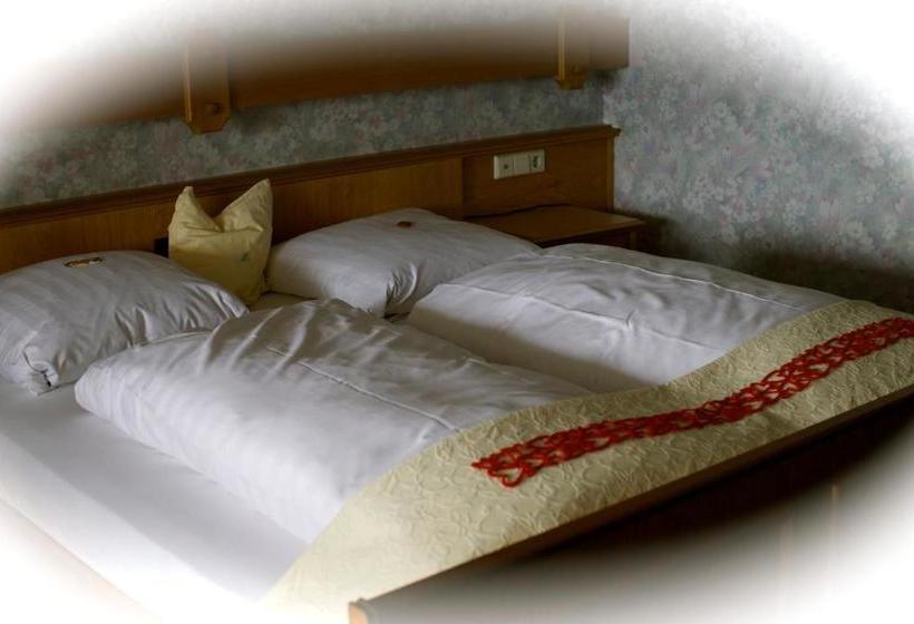 ホテル Reweschnier