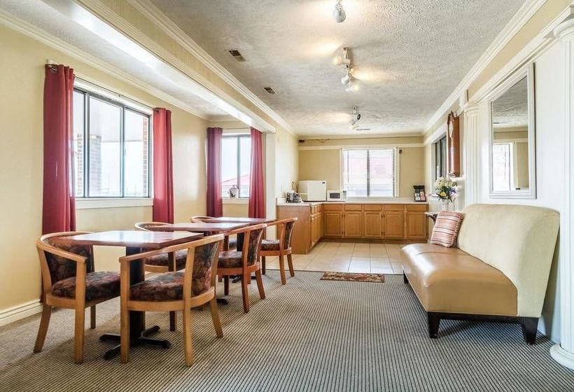 فندق Rodeway Inn