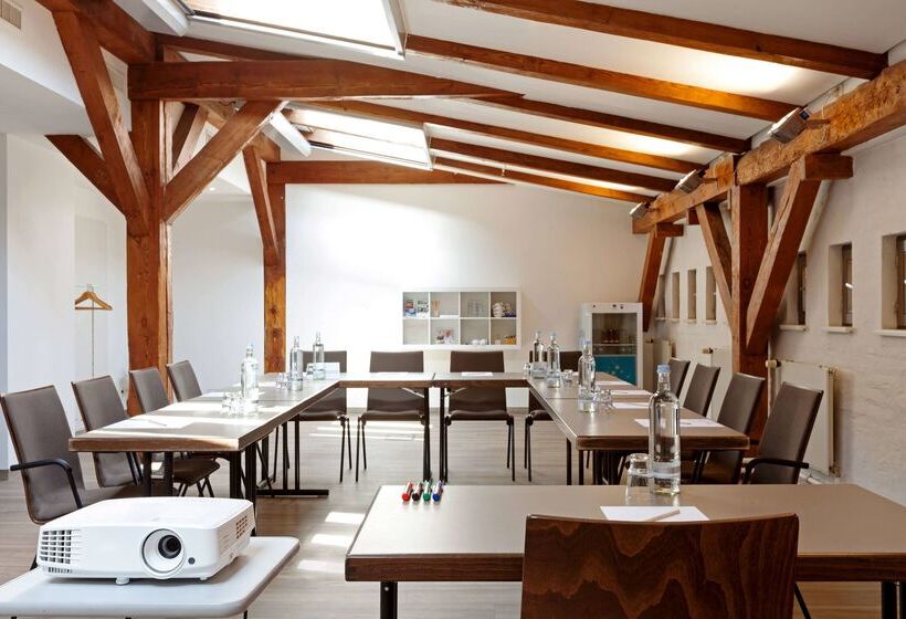 هتل Vienna House By Wyndham Havelufer Potsdam