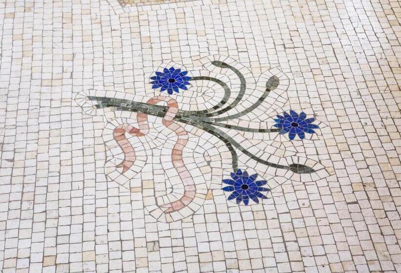 هتل Villa Fiordaliso