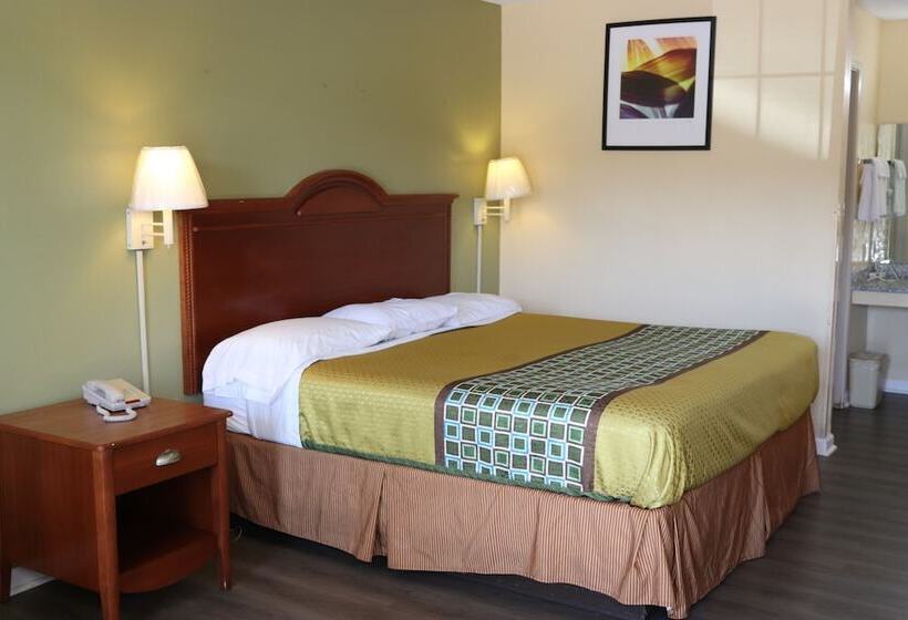 فندق Woodstream Inn
