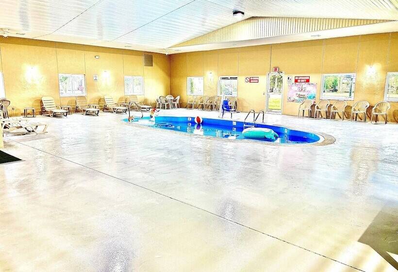 Мотель Express Inn Parsons