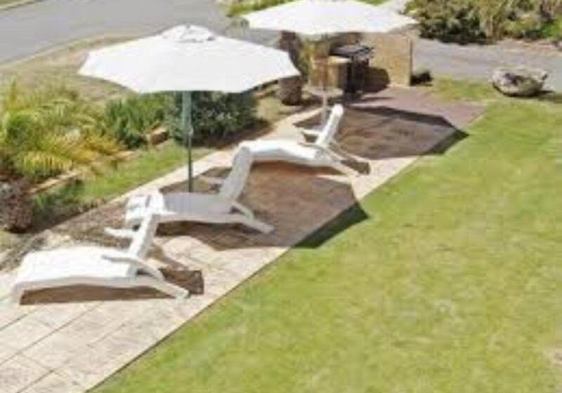 Ocean View Motel