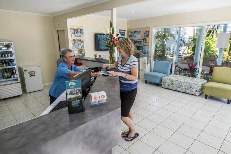 منتجع The Beach Motel Hervey Bay