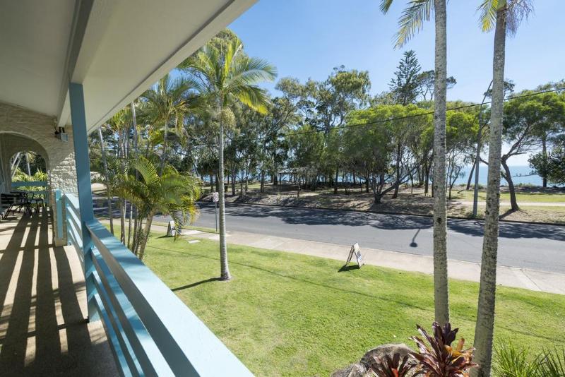 منتجع The Beach Motel Hervey Bay