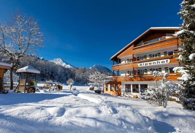 בית מלון כפרי Alm & Wellness Alpenhof