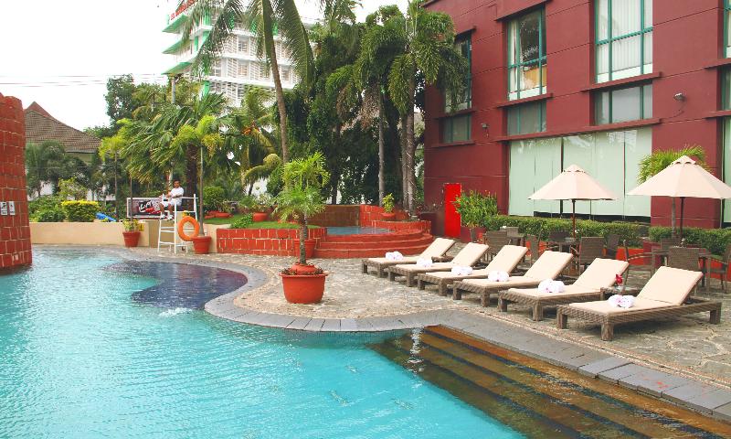 هتل Aryaduta Makassar