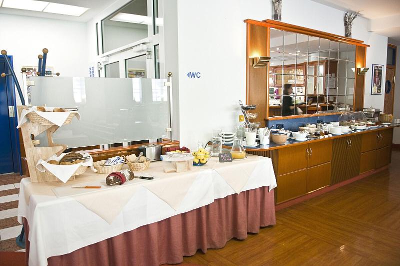 ホテル Falkenstein