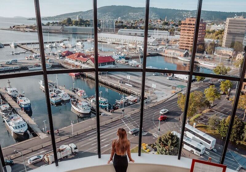 هتل Grand Chancellor Hobart