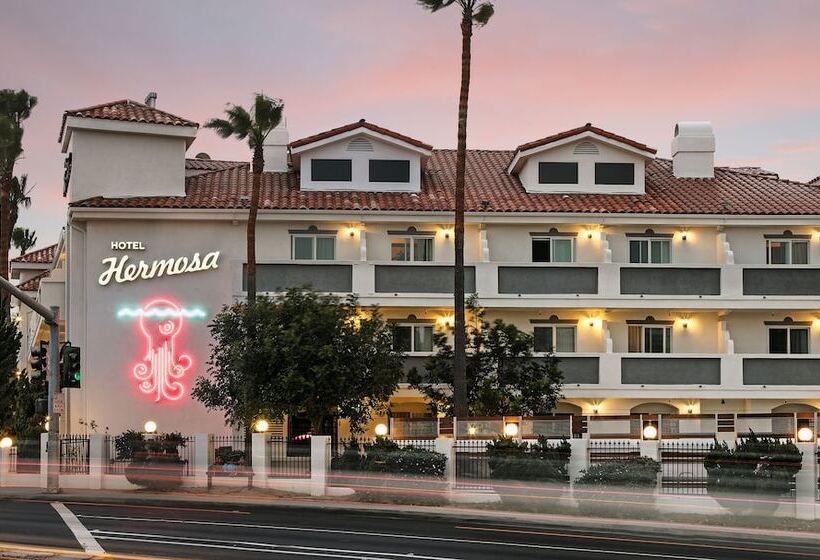 هتل Hermosa