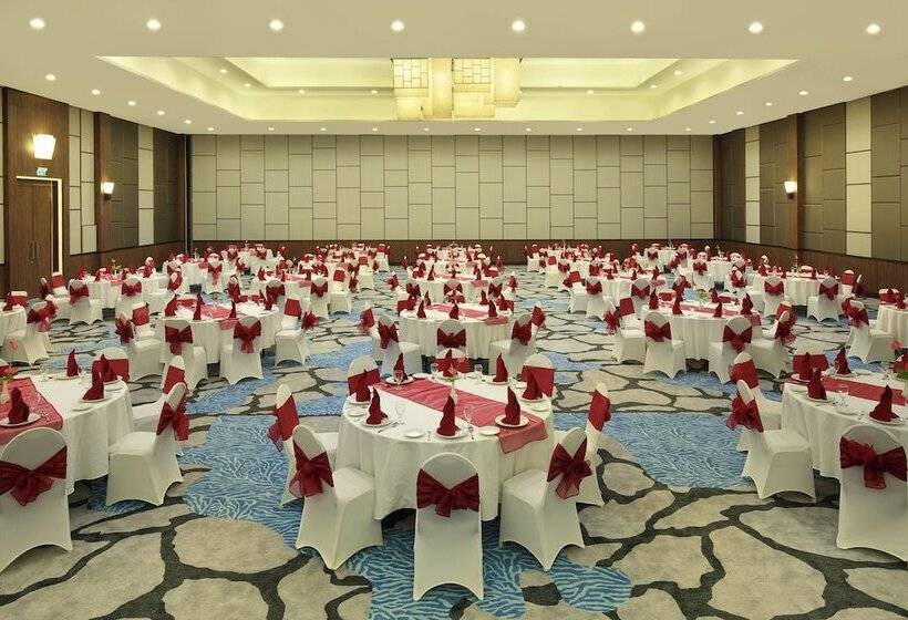 هتل Manado Tateli Resort And Convention