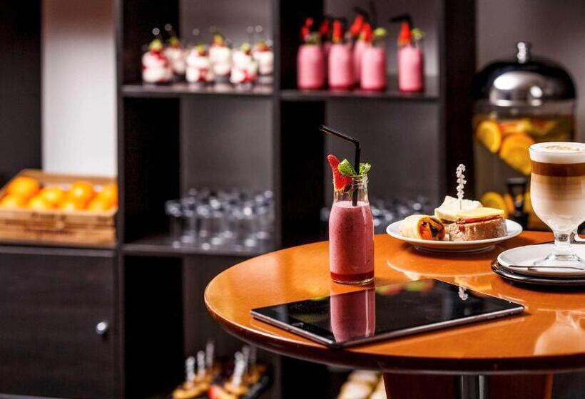 هتل Mercure Nottingham Sherwood