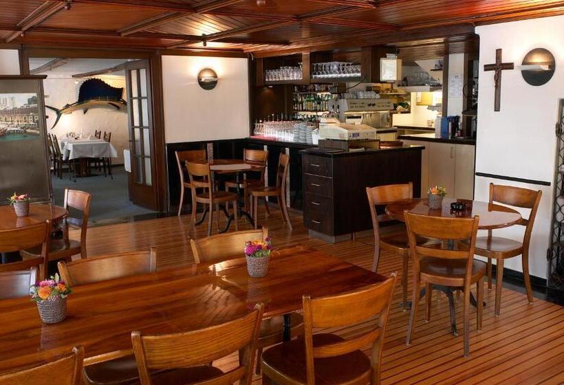 فندق & Restaurant Rössli