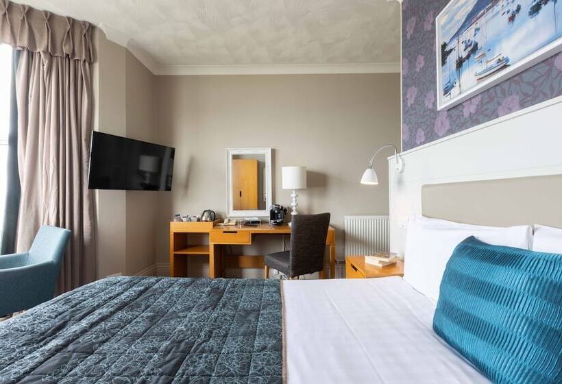 ホテル The County