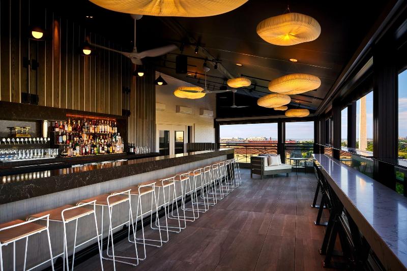 Отель Washington