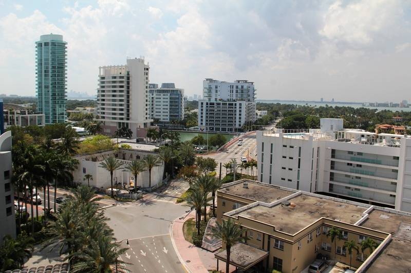 هتل Waterfront Condo, Heated Pool, Direct Beach Access With Private Beach Chairs