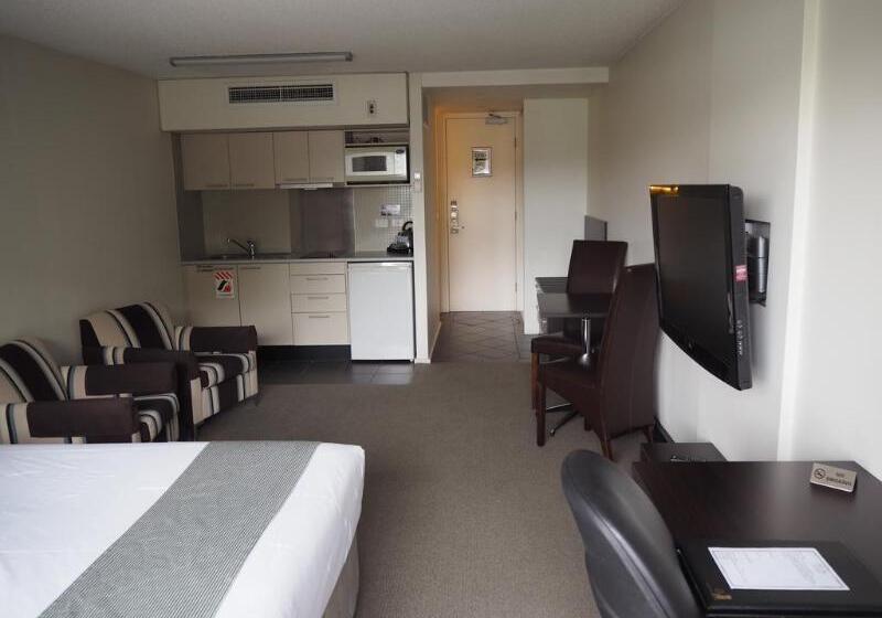 St Ives Apartments
