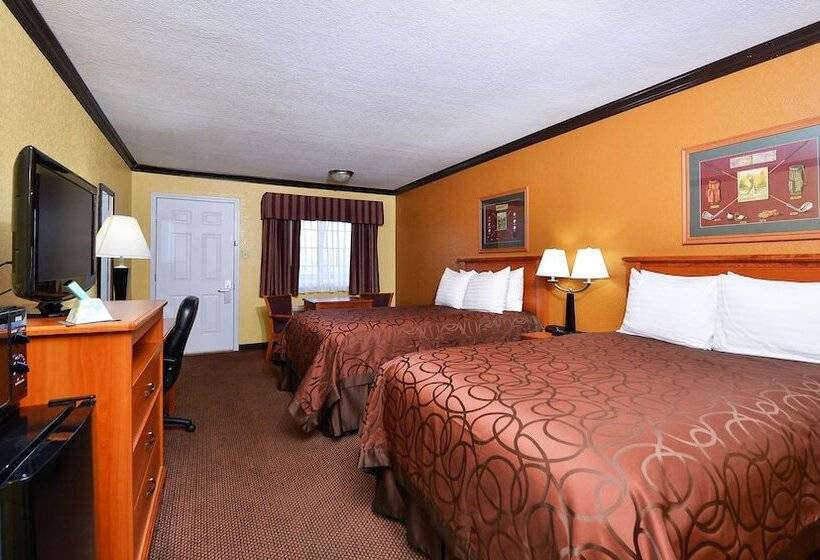 هتل Xecutive Inn And Suites