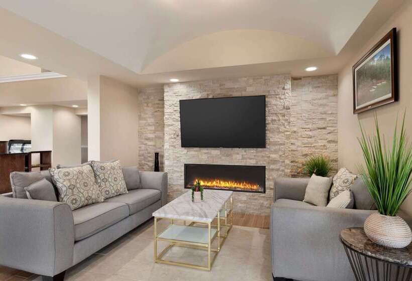 هتل Baymont By Wyndham Augusta West
