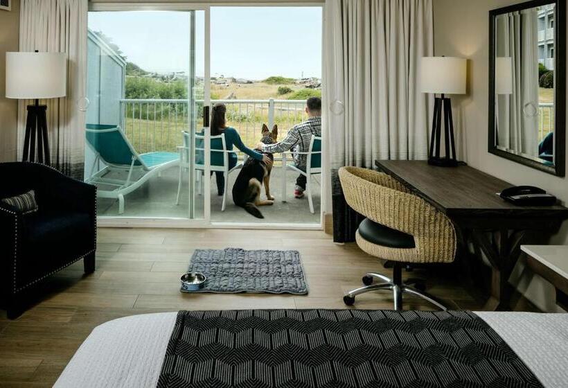 فندق Beachfront Inn