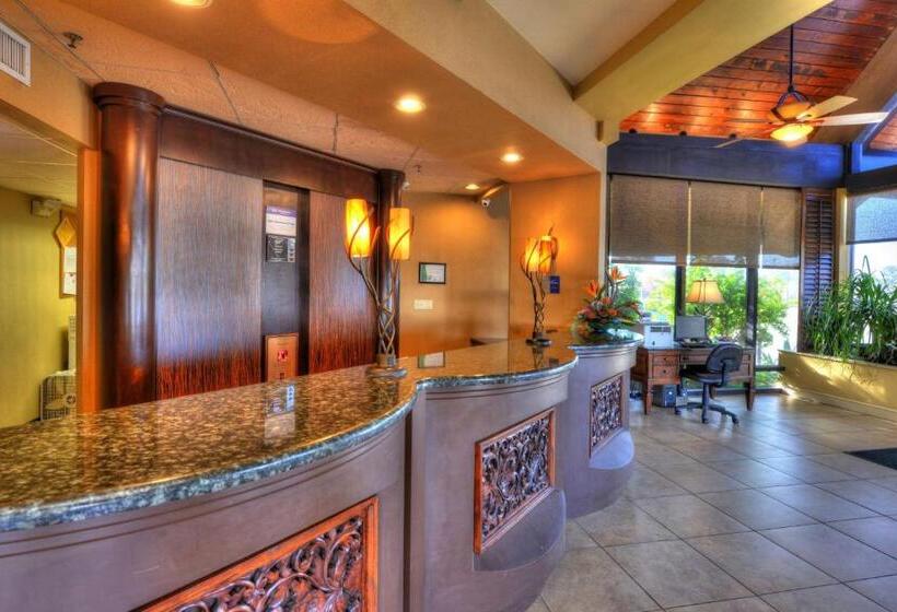 בית מלון כפרי Best Western Aku Tiki Inn