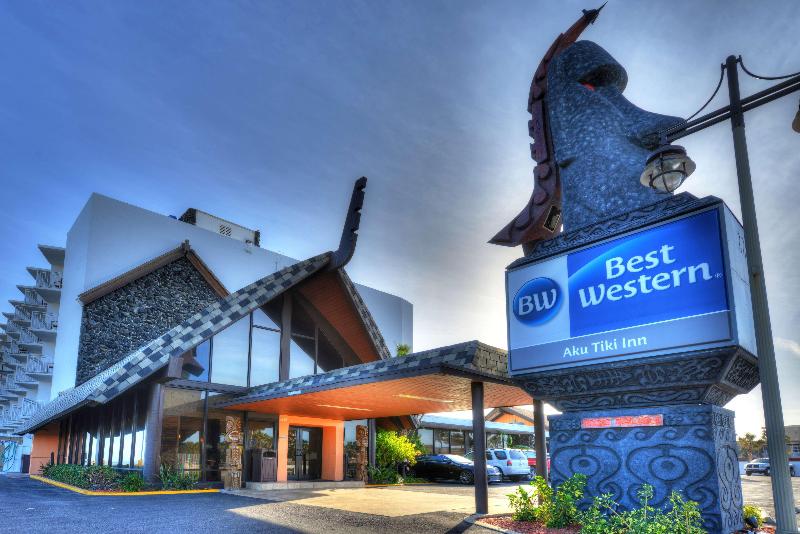 בית מלון כפרי Best Western Aku Tiki Inn